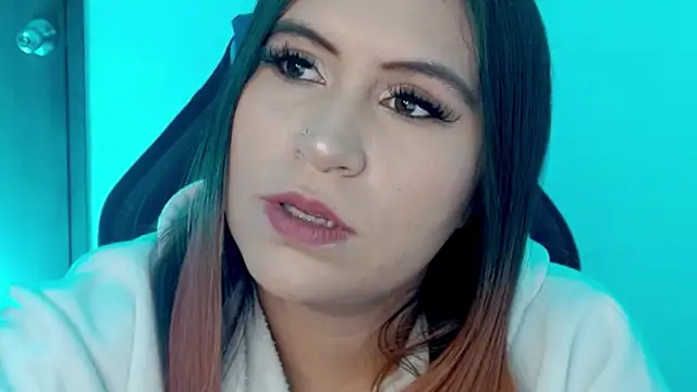 cata  gutierrez  online show from 07/26/26, 05:04