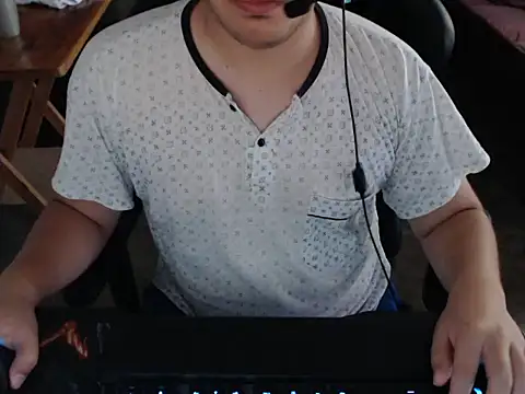 thealfawolf01 online show from 01/26/25, 08:34