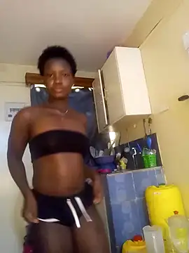 Snapshot of Layla_Amish1 chatting on 01/14/25, 04:47 Layla Amish1 online show from 01/14/25, 04:47