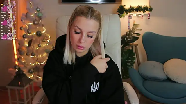 Crystal Barbie online show from 12/18/24, 01:59