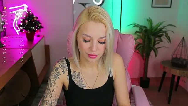 Crystal Barbie online show from 01/15/25, 02:27