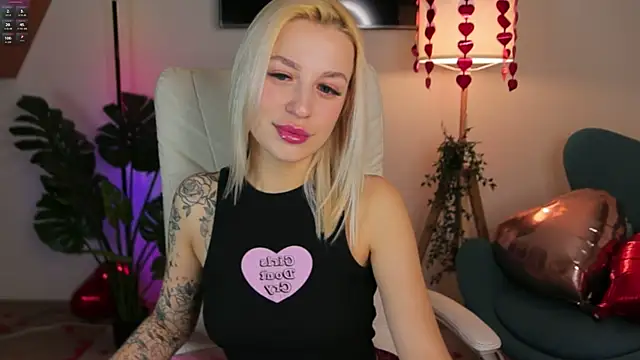 Crystal Barbie online show from 02/20/25, 08:03
