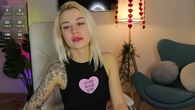 Crystal Barbie online show from 02/24/25, 10:36