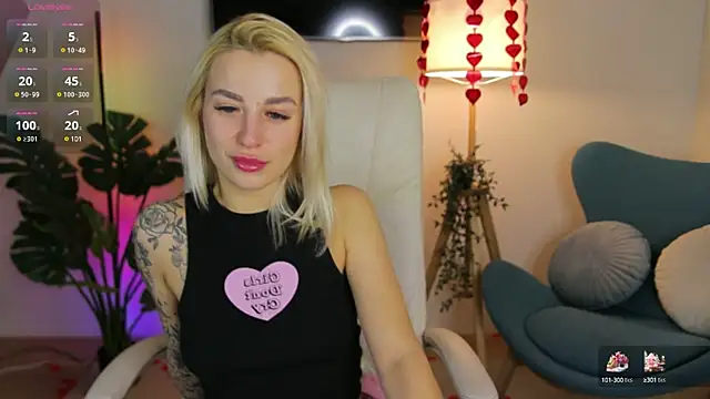 Crystal Barbie online show from 02/25/25, 01:41