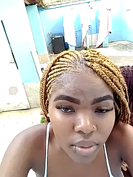 AdelynYasmin online show from 01/22/25, 09:54