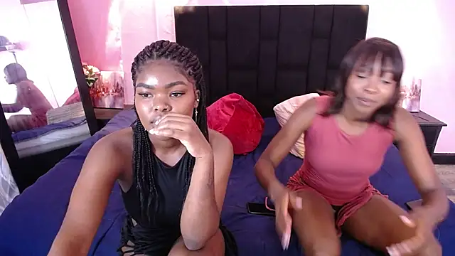 AdelynYasmin online show from 10/07/25, 02:14