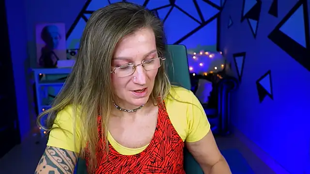 FridaTander online show from 12/17/24, 11:17