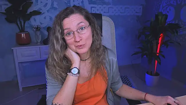FridaTander online show from 12/19/24, 03:30