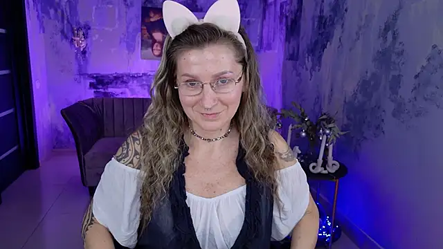 FridaTander online show from 12/28/24, 01:28