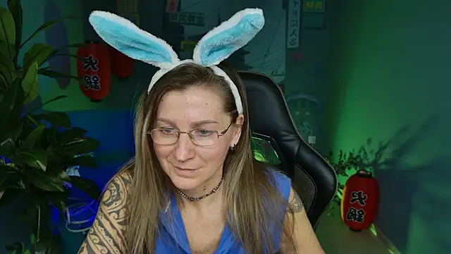 FridaTander online show from 12/31/24, 04:25