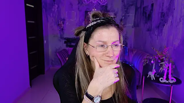 FridaTander online show from 01/01/25, 12:11