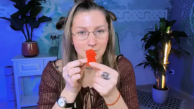 FridaTander online show from 01/19/25, 09:11