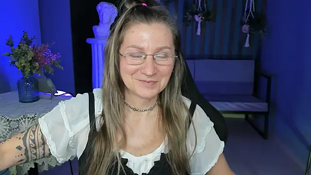 FridaTander online show from 01/27/25, 03:07