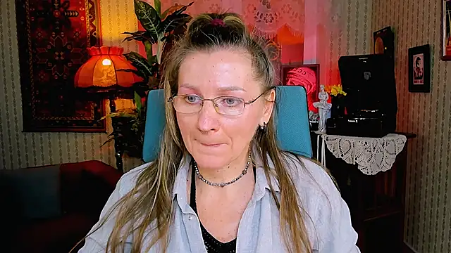 FridaTander online show from 02/02/25, 03:28