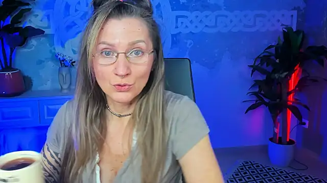 FridaTander online show from 02/03/25, 06:39