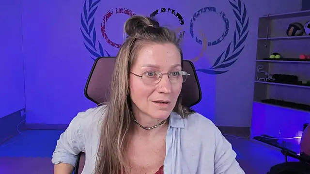 FridaTander online show from 02/09/25, 01:14