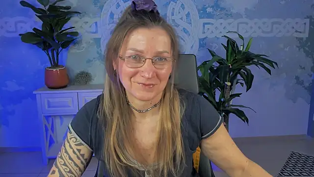 FridaTander online show from 02/22/25, 09:12