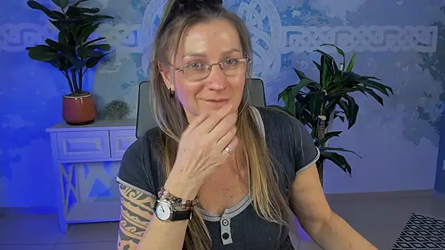 FridaTander online show from 02/22/25, 03:25
