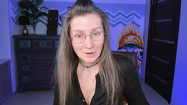 FridaTander online show from 03/08/25, 04:17