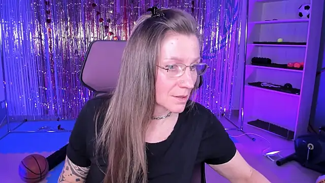 FridaTander online show from 03/21/25, 11:23
