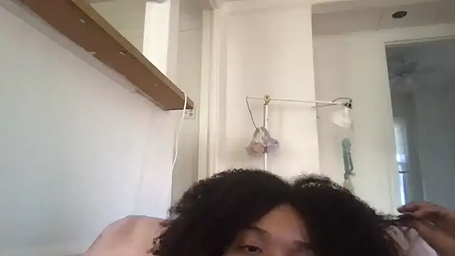 Snapshot of loveofbea chatting on 02/27/26, 11:38 loveofbea online show from 02/27/26, 11:38