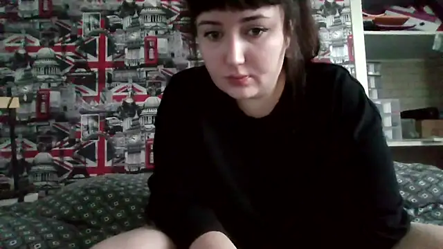 Lynylou online show from 10/09/25, 07:39