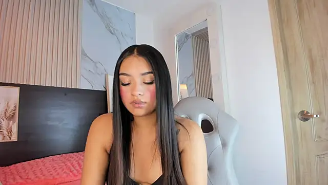 kendall as online show from 02/24/25, 09:43