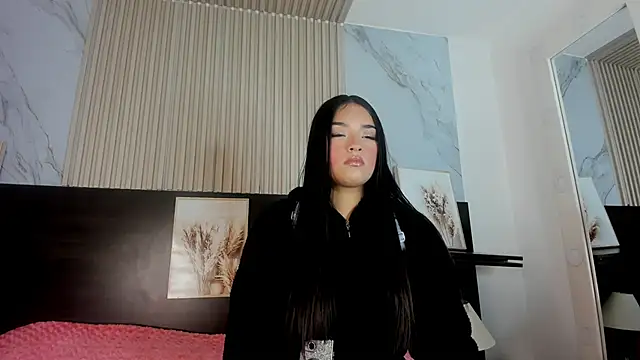 kendall as online show from 02/26/25, 02:36