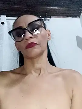 Snapshot of BarbaraMature chatting on 09/30/25, 06:24 BarbaraMature online show from 09/30/25, 06:24