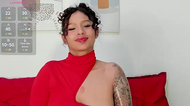 Snapshot of SeleneClark chatting on 01/09/26, 11:39 SeleneClark online show from 01/09/26, 11:39