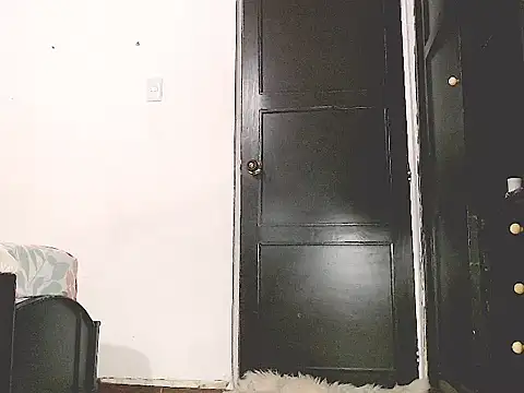 Snapshot of tifany19_ chatting on 11/23/25, 01:38 tifany19 online show from 11/23/25, 01:38