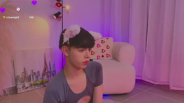 Snapshot of sebbyrose chatting on 02/21/25, 07:34 sebbyrose online show from 02/21/25, 07:34