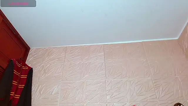 kendallsweet7 online show from 10/26/25, 07:20