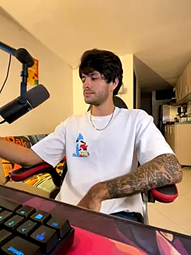 justin stark7 online show from 09/16/25, 12:33