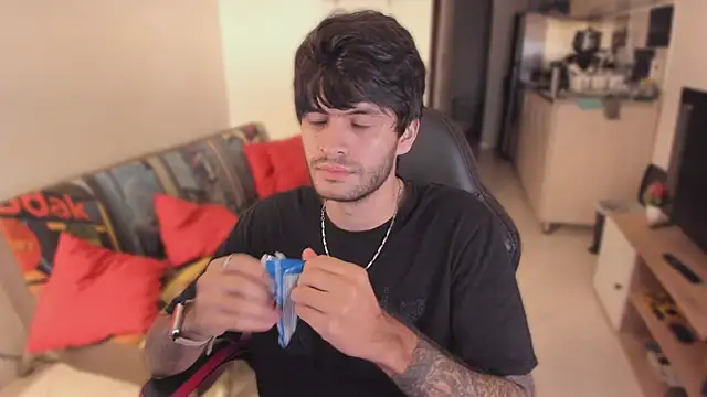 justin stark7 online show from 10/01/25, 11:22