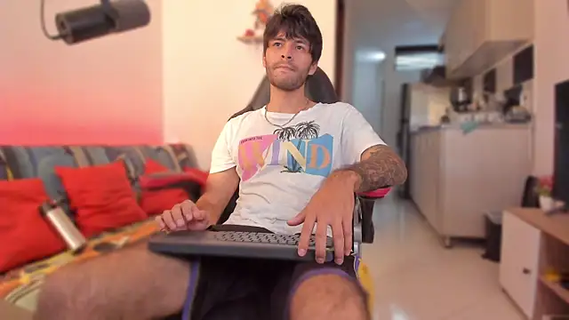 justin stark7 online show from 11/25/25, 08:42