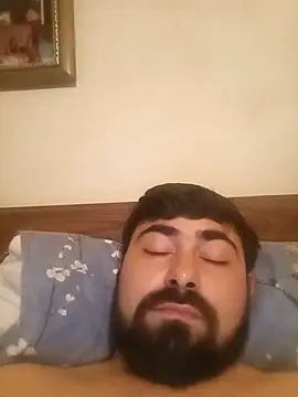 Snapshot of eminrehi chatting on 07/16/26, 01:22 eminrehi online show from 07/16/26, 01:22