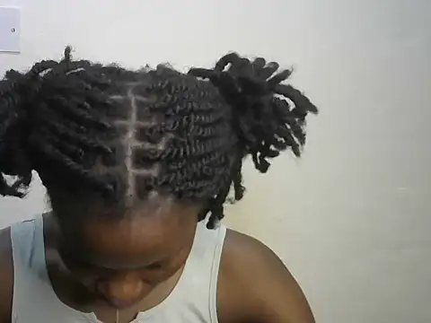 sexy-sea online show from 10/15/25, 10:26