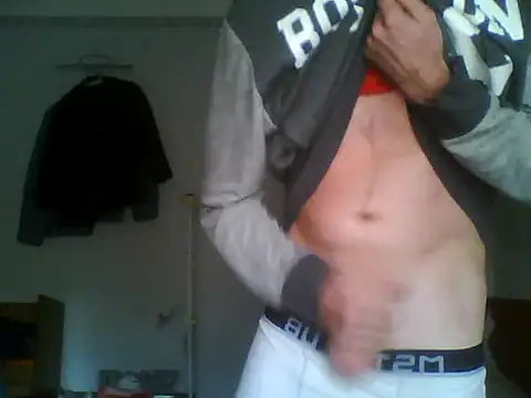 Snapshot of Rejtelmesest chatting on 11/08/25, 08:03 Rejtelmesest online show from 11/08/25, 08:03