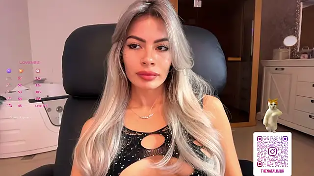 Snapshot of Natalimuur chatting on 10/17/25, 03:58 Natalimuur online show from 10/17/25, 03:58