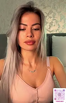 Snapshot of Natalimuur chatting on 11/19/25, 03:01 Natalimuur online show from 11/19/25, 03:01