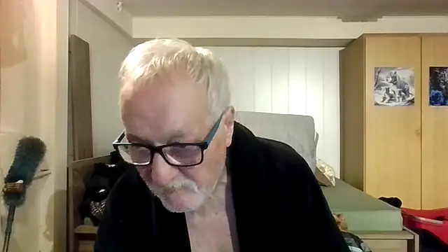 Snapshot of Sammy1660 chatting on 11/03/25, 05:14 Sammy1660 online show from 11/03/25, 05:14