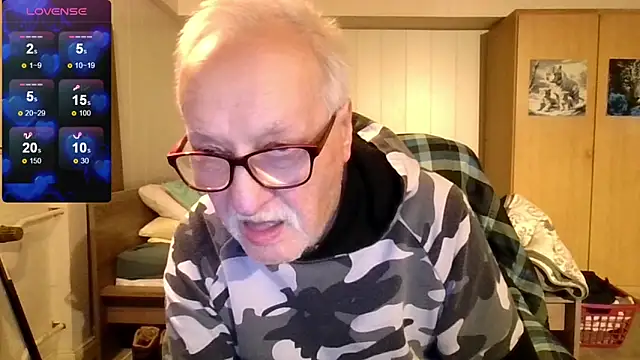 Snapshot of Sammy1660 chatting on 12/19/25, 12:50 Sammy1660 online show from 12/19/25, 12:50