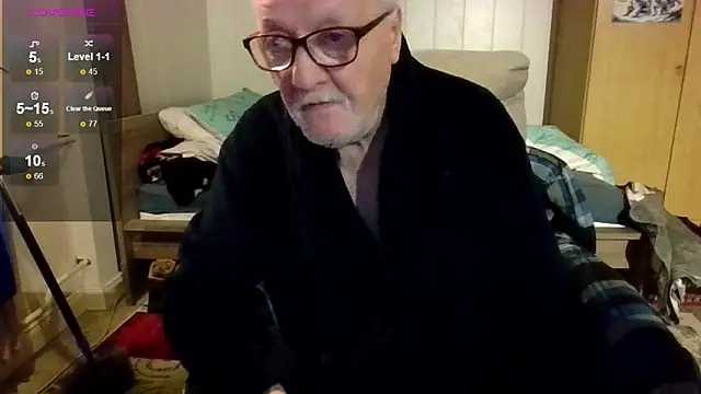 Snapshot of Sammy1660 chatting on 12/21/25, 04:19 Sammy1660 online show from 12/21/25, 04:19