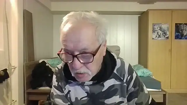 Snapshot of Sammy1660 chatting on 01/11/26, 11:32 Sammy1660 online show from 01/11/26, 11:32