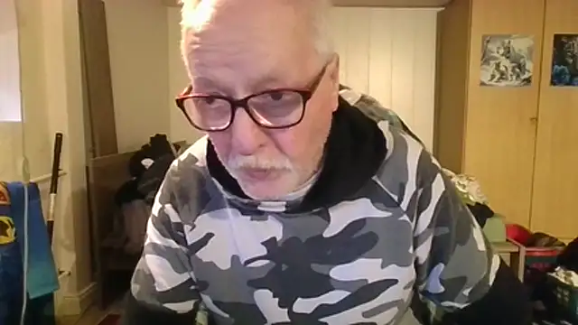 Snapshot of Sammy1660 chatting on 02/25/26, 04:49 Sammy1660 online show from 02/25/26, 04:49