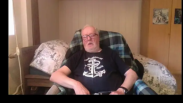 Snapshot of Sammy1660 chatting on 05/26/26, 12:01 Sammy1660 online show from 05/26/26, 12:01