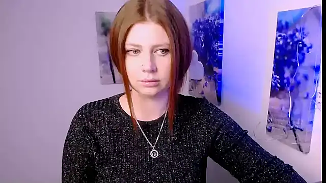 Snapshot of Lizzy_Love chatting on 01/12/26, 09:36 Lizzy Love online show from 01/12/26, 09:36