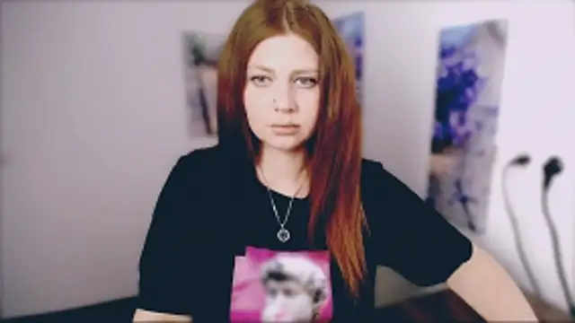 Snapshot of Lizzy_Love chatting on 04/08/26, 12:38 Lizzy Love online show from 04/08/26, 12:38