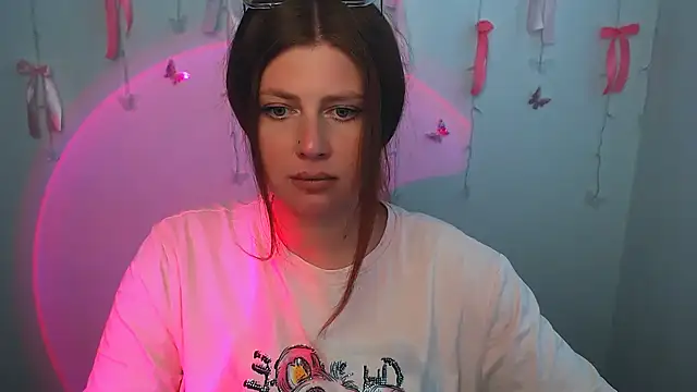 Lizzy Love online show from 07/14/26, 12:11